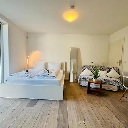 Διαμέρισμα Helle Mit Garten In Ruhiger Lage Naehe Main Und